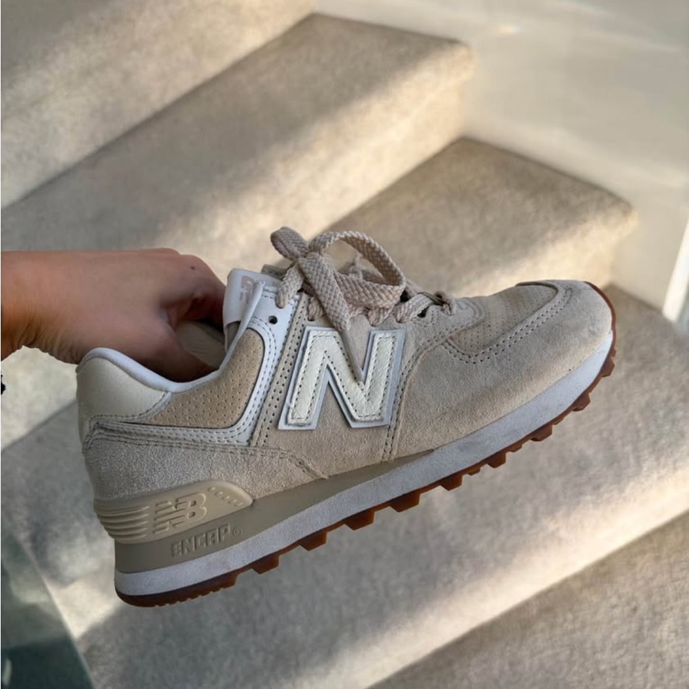 New Balance 745 Shoes
